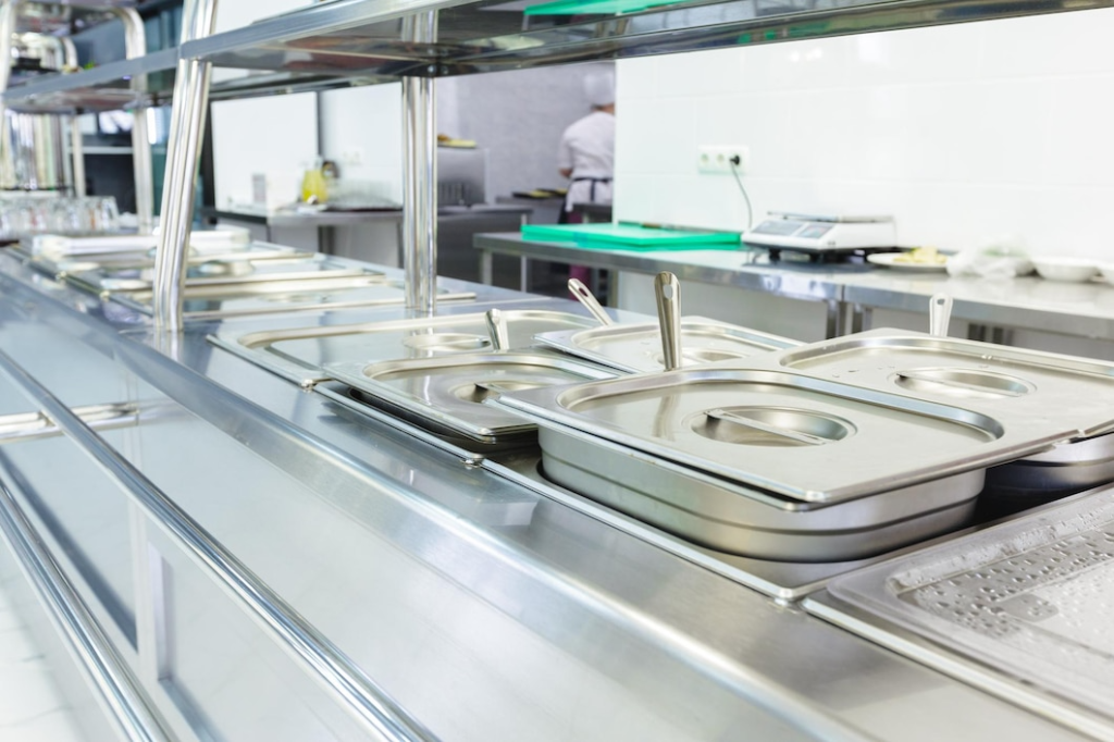 commercial kitchen cleaning tips